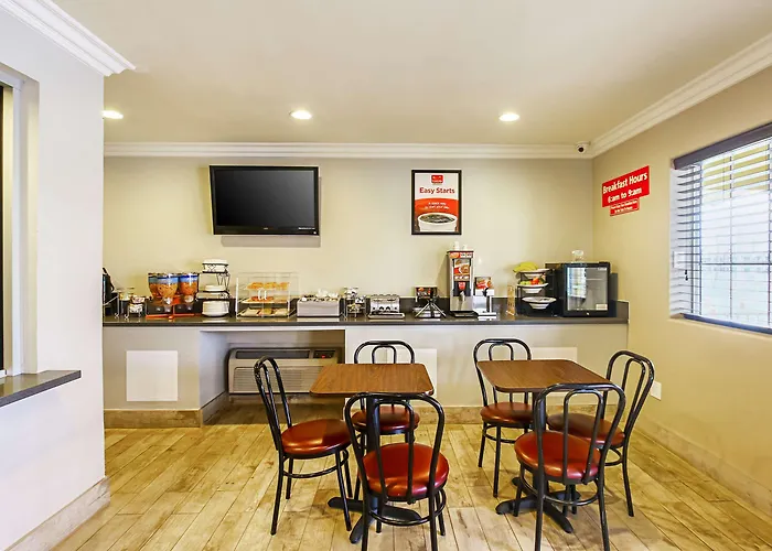 Econo Lodge San Bernardino I-215
