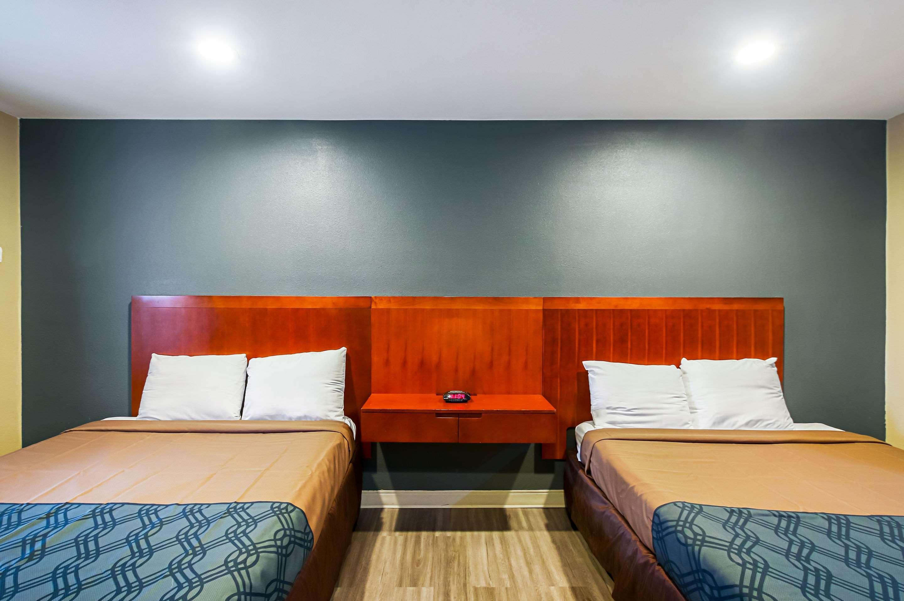 Hotel Econo I-215 San Bernardino